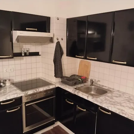 Faraway Homes #14 恩斯