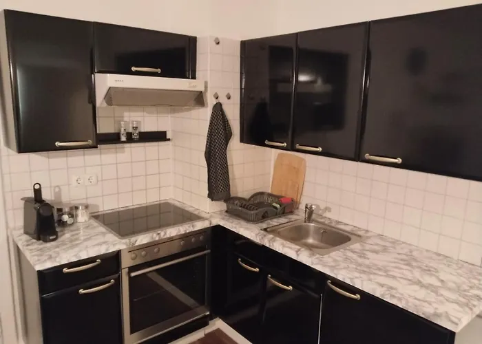 Faraway Homes #14 恩斯